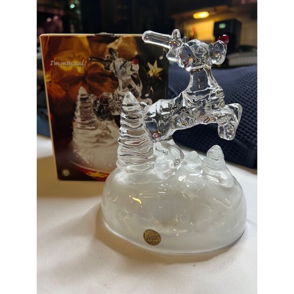 Musical Rudolph The Red-Nosed Reindeer Crystal Figurine With Box - Picture 1 of 3